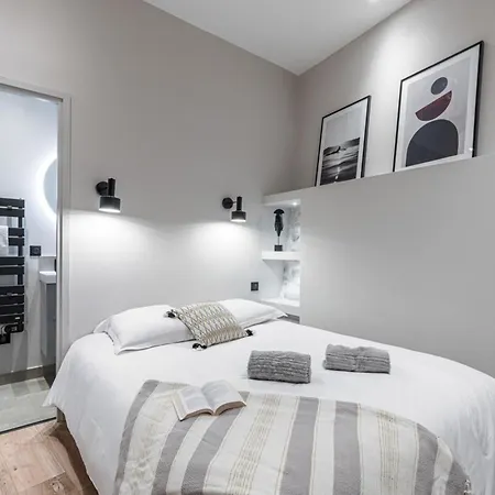 My Casa - La Croix - Old Town Modern - 2 Bedrooms شقة *