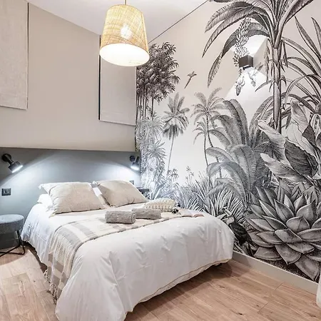 La Croix - Old Town Modern Apartment - 2 Bedrooms Apartment Nizza