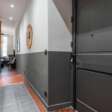 La Croix - Old Town Modern Apartment - 2 Bedrooms Apartment Nizza
