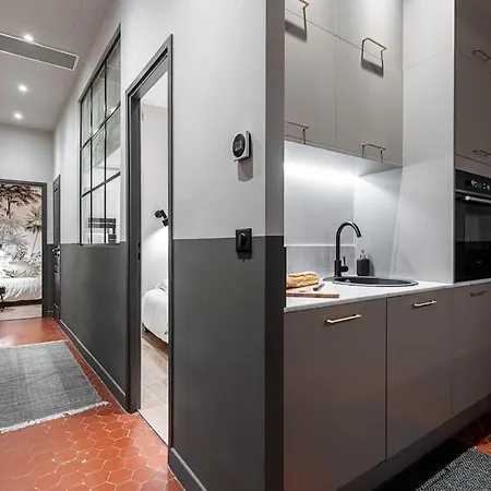 La Croix - Old Town Modern Apartment - 2 Bedrooms Apartment Nice