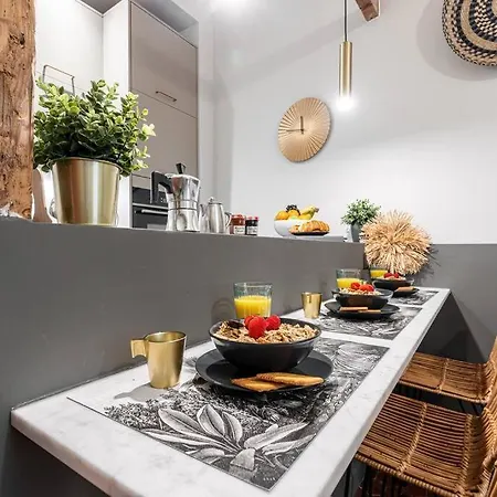 La Croix - Old Town Modern Apartment - 2 Bedrooms Apartment